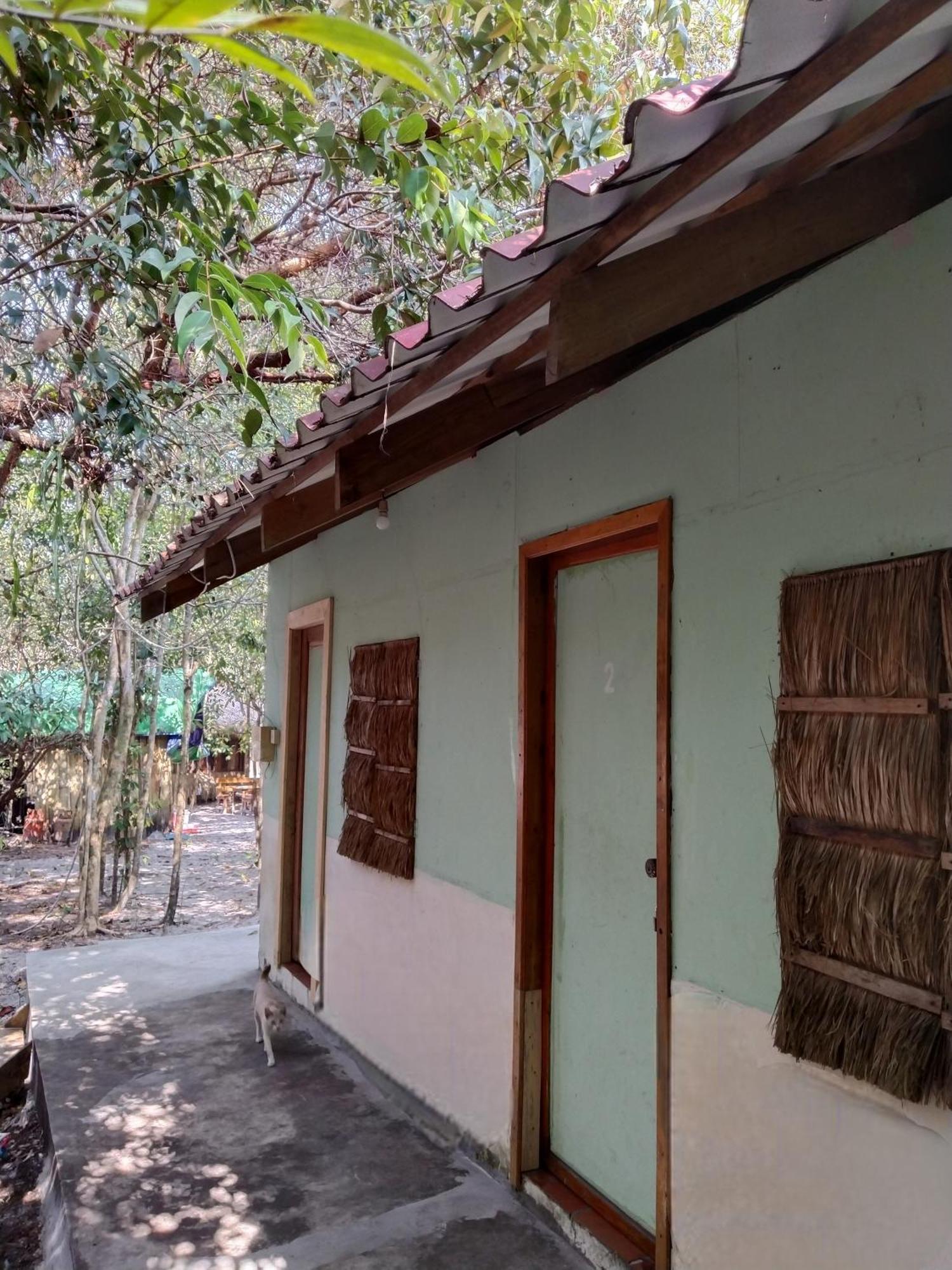 Green Blue Beach Hostel เกาะรงสำลน ภายนอก รูปภาพ